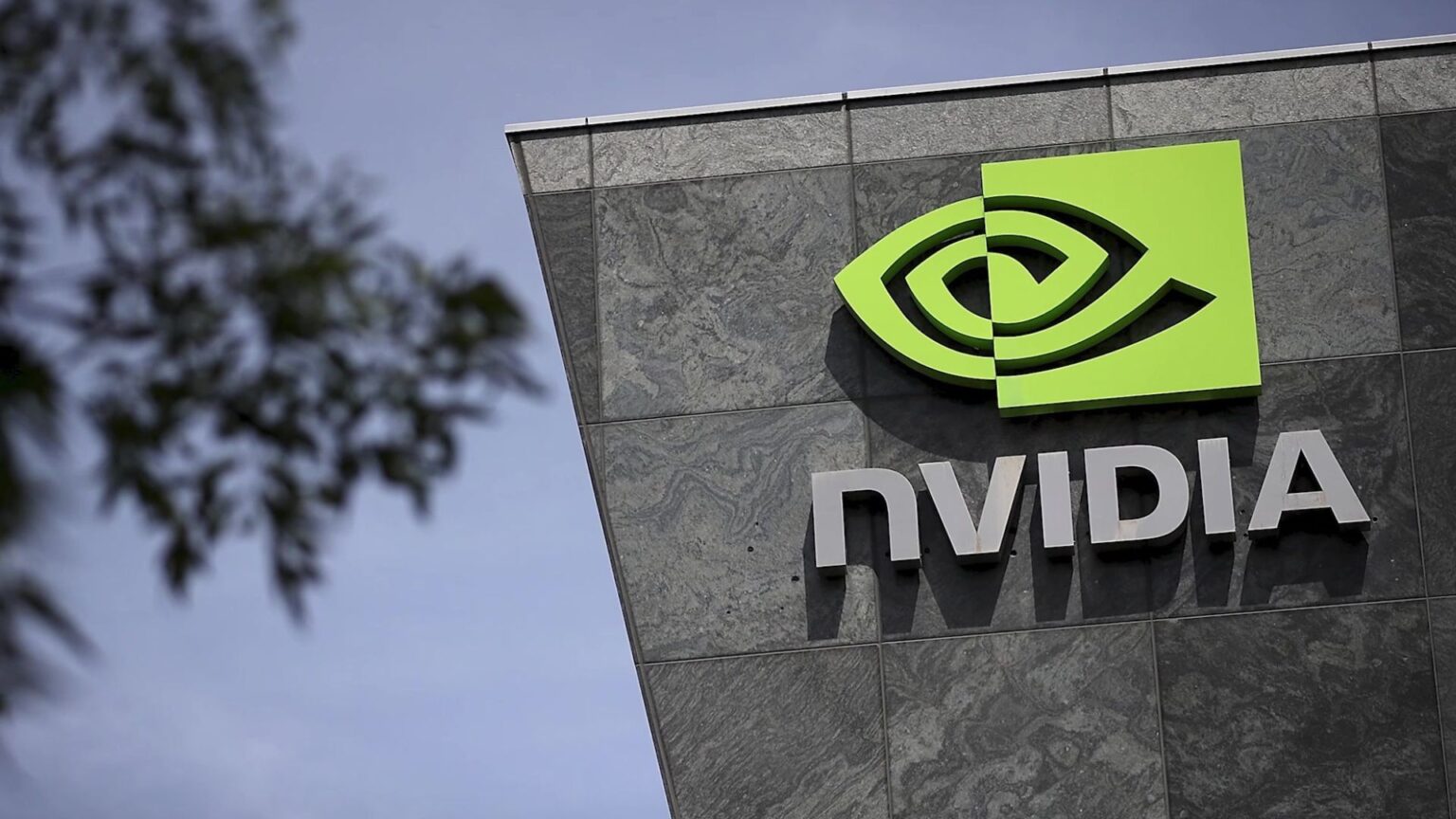 Analistas Alertam que Bolha da IA Pode Superar o Estouro das Ponto.com