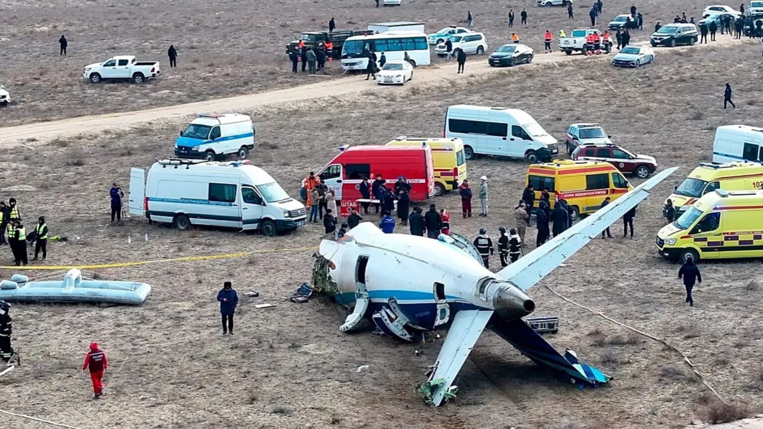 Putin Admite que Defesa Aérea Russa Derrubou Avião do Azerbaijão em 2024